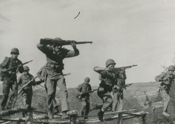 Marine Raiders (1943)