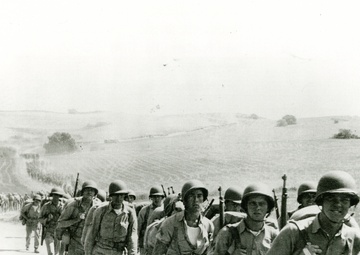 Marine to Camp Pendleton (1942)