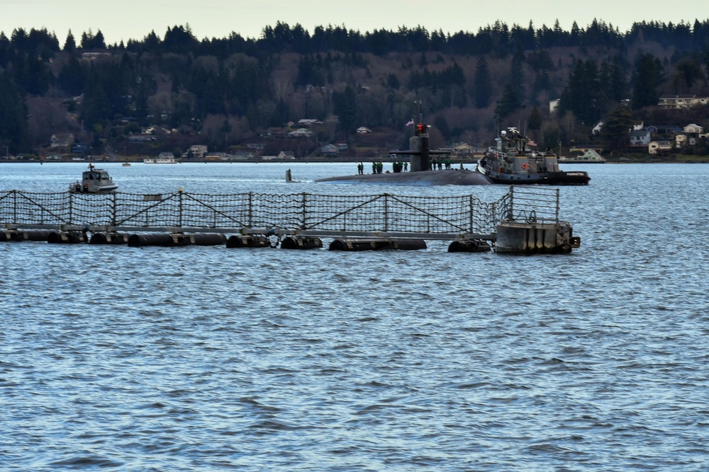 USS Olympia Visits Naval Base Kitsap-Bremerton