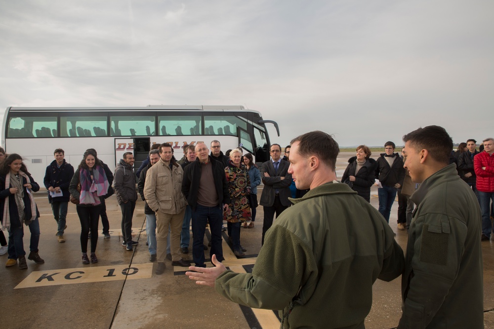 Field trip: U.S. Marines host static display tour for Spanish engineering students
