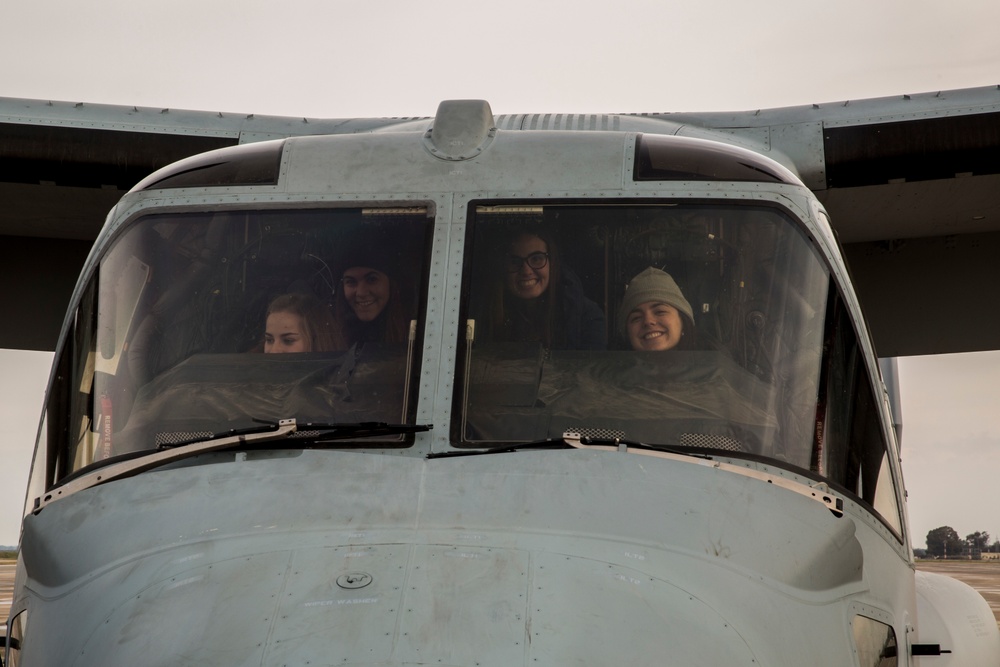 Field trip: U.S. Marines host static display tour for Spanish engineering students