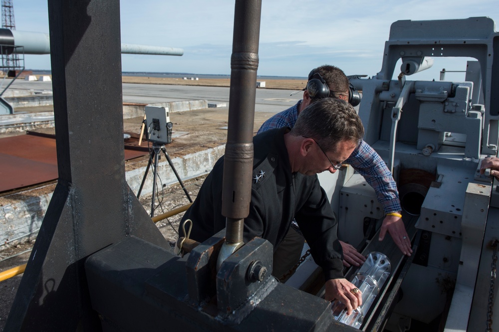 CNR Visits Railgun Site NSWC Dahlgren