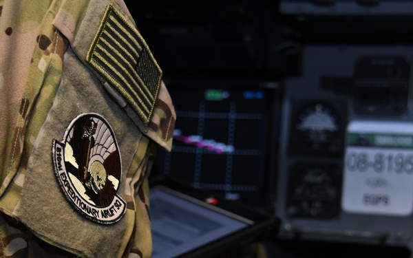 816th EAS Airmen prepare for flight