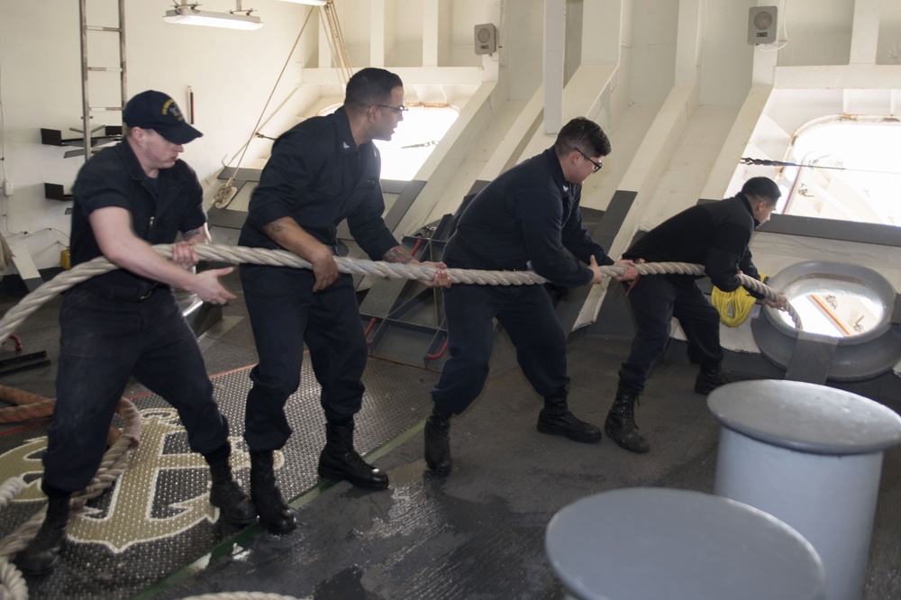 USS Bonhomme Richard (LHD 6) Departs Sasebo, Japan