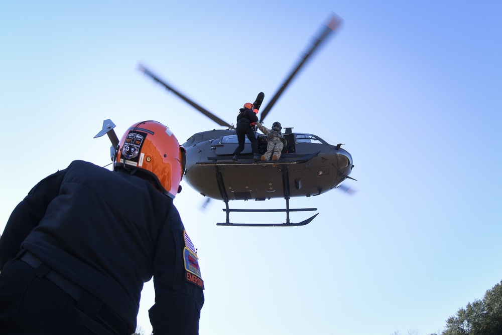 Patriot South Exercise 2017: Lakota and SC-HART Hoist Training
