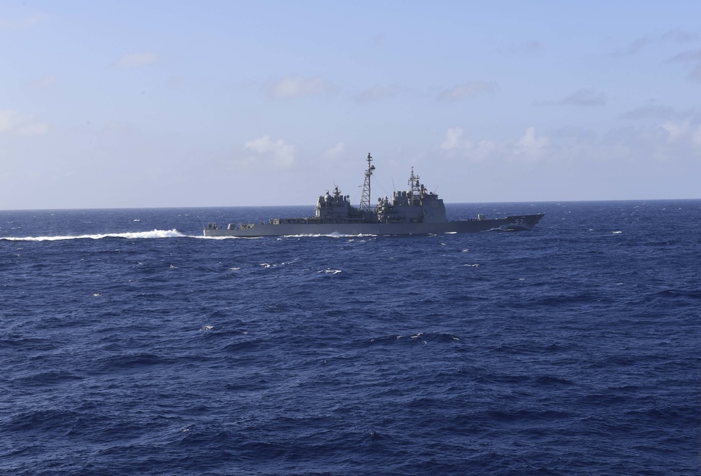USS Wayne E. Meyer (DDG 108) gets Replenishment-At-Sea