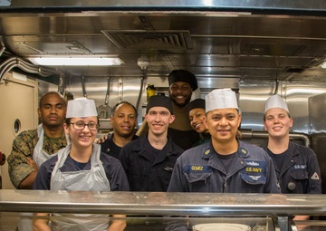 3rd Marine Division Tours the USS Green Bay