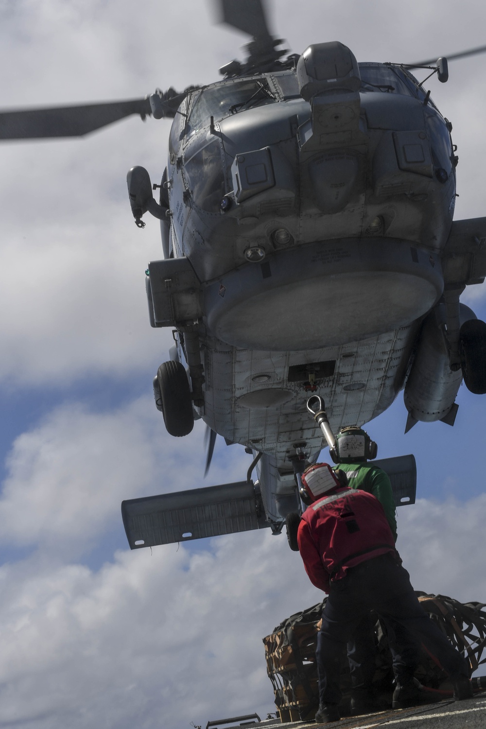 Sailors Practice for a Vertical Replenishment-at-Sea aboard USS Wayne E. Meyer (DDG 108)