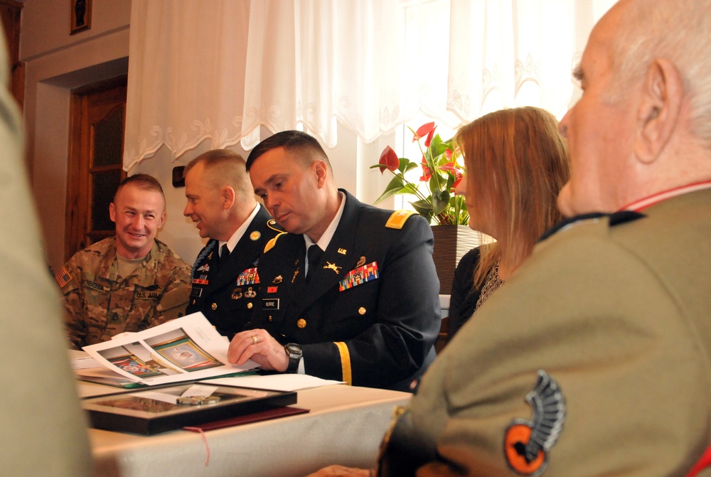 3rd Brigade, 4th ID shows respect to Polish WWII veteran