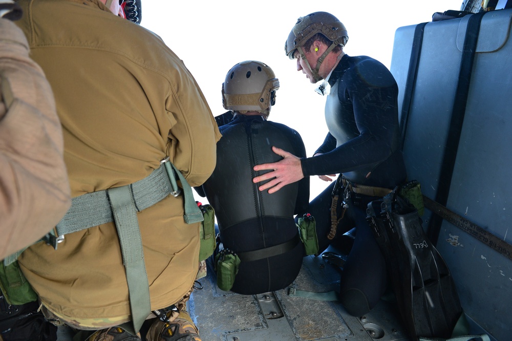 Explosive Ordnance Disposal fast-roping