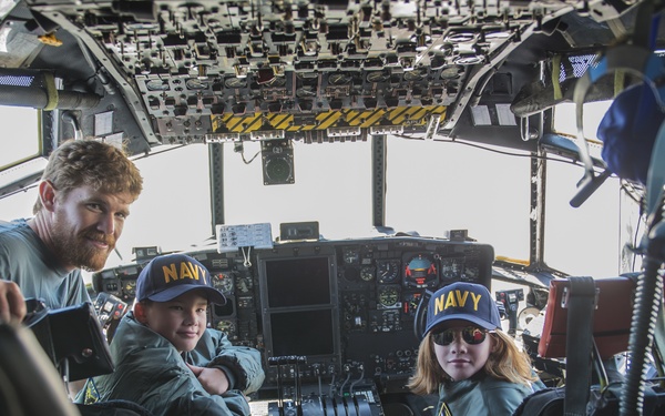 Children Visit VX-30