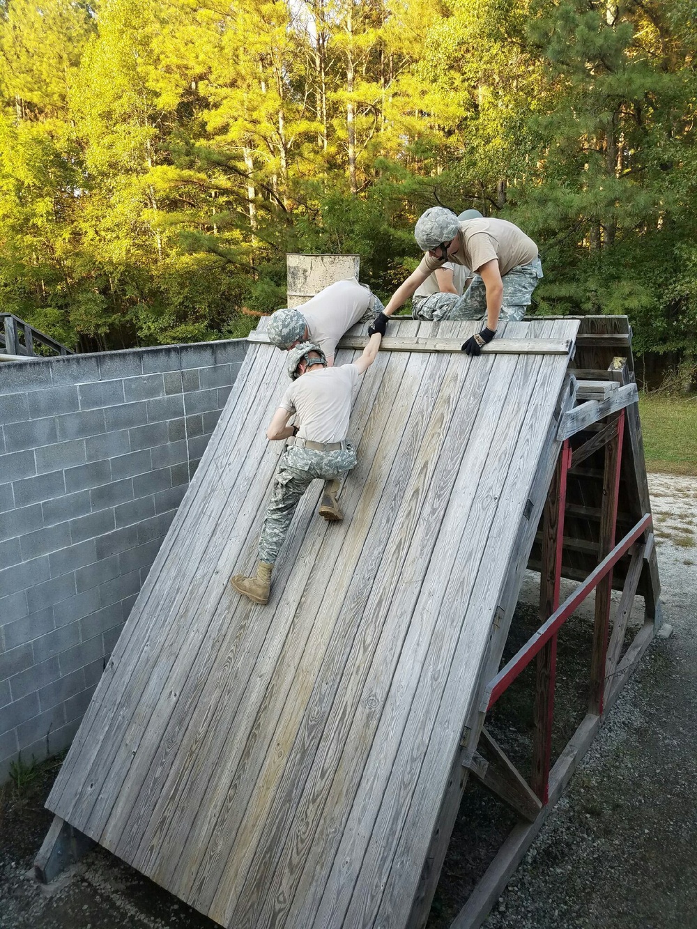 261st Ordnance Company at the Leadership Reaction Course