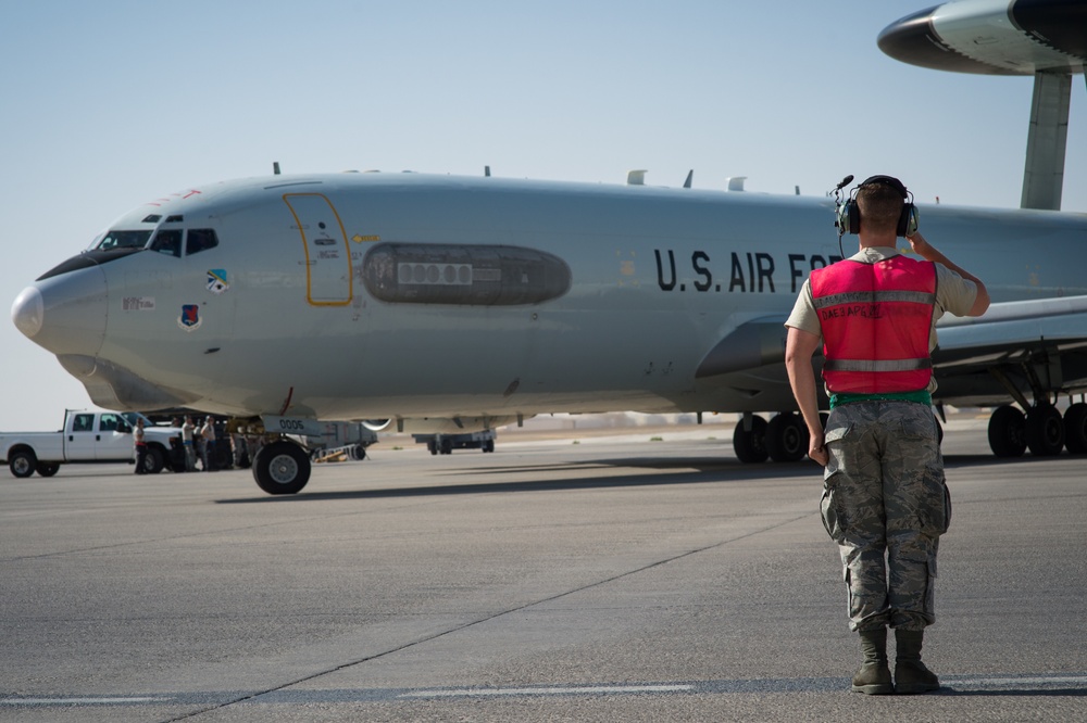 Maintainers ‘push’ AWACS to new levels in fight against ISIS