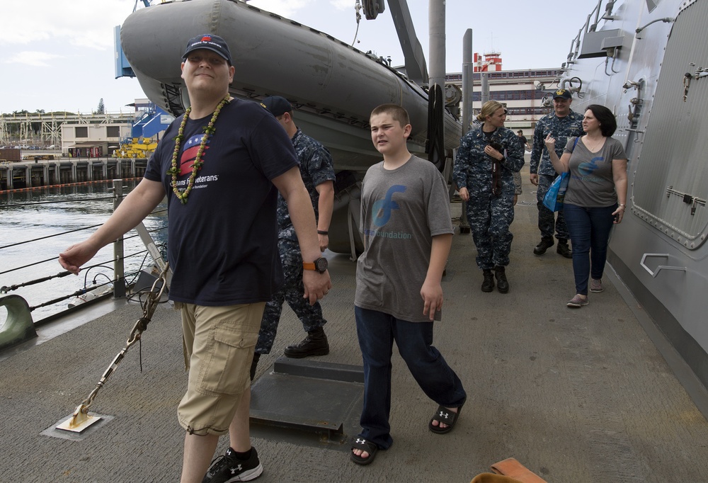 Navy Veteran Fulfills Dream of Visiting Pearl Harbor