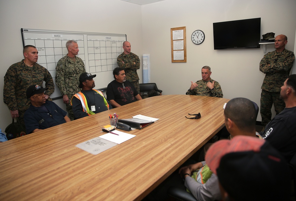 Camp Pendleton Leadership Thanks Base Workers For Storm Recovery Efforts