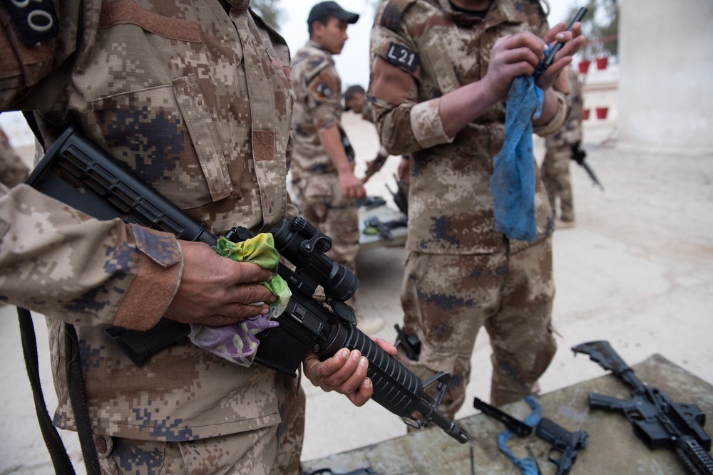 ICTS Trainees Perform Weapon Maintenance