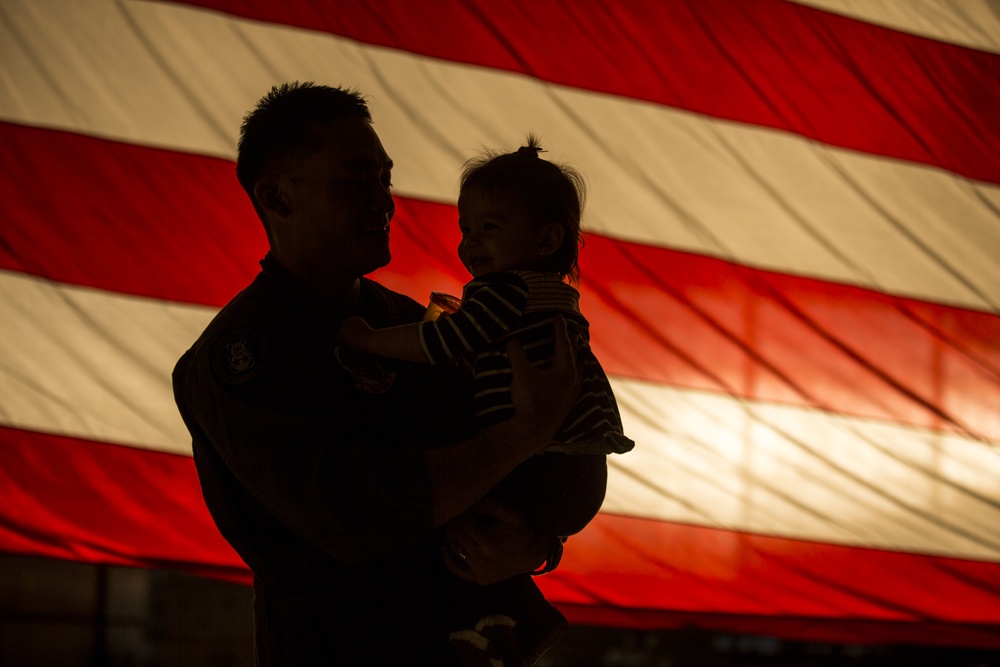 VMA-542 Returns after Deployment with the 22nd MEU