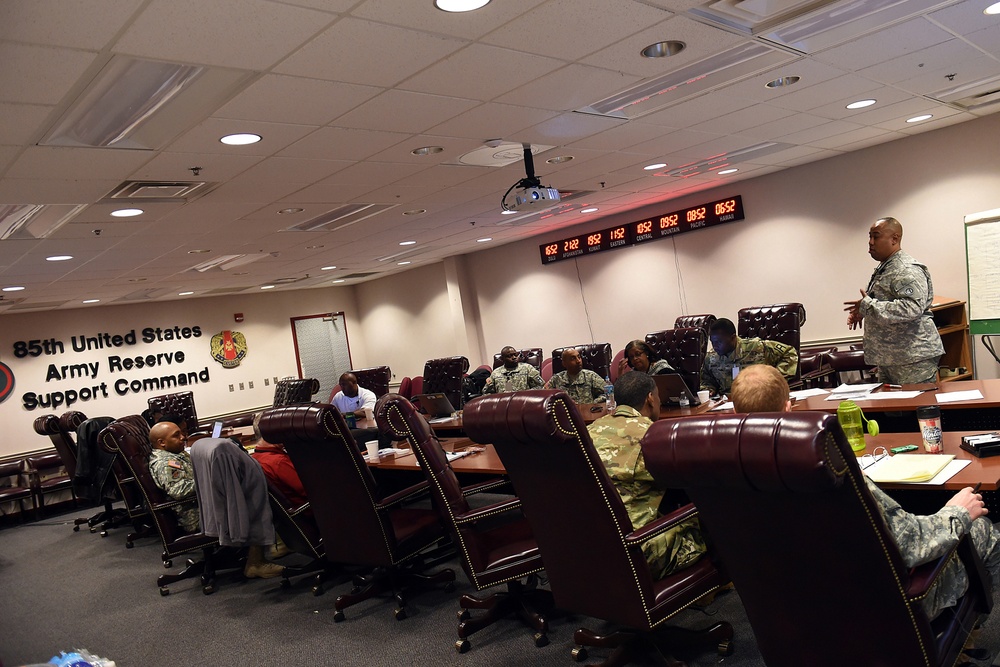 Army Reserve unit conducts command-wide fiscal readiness training