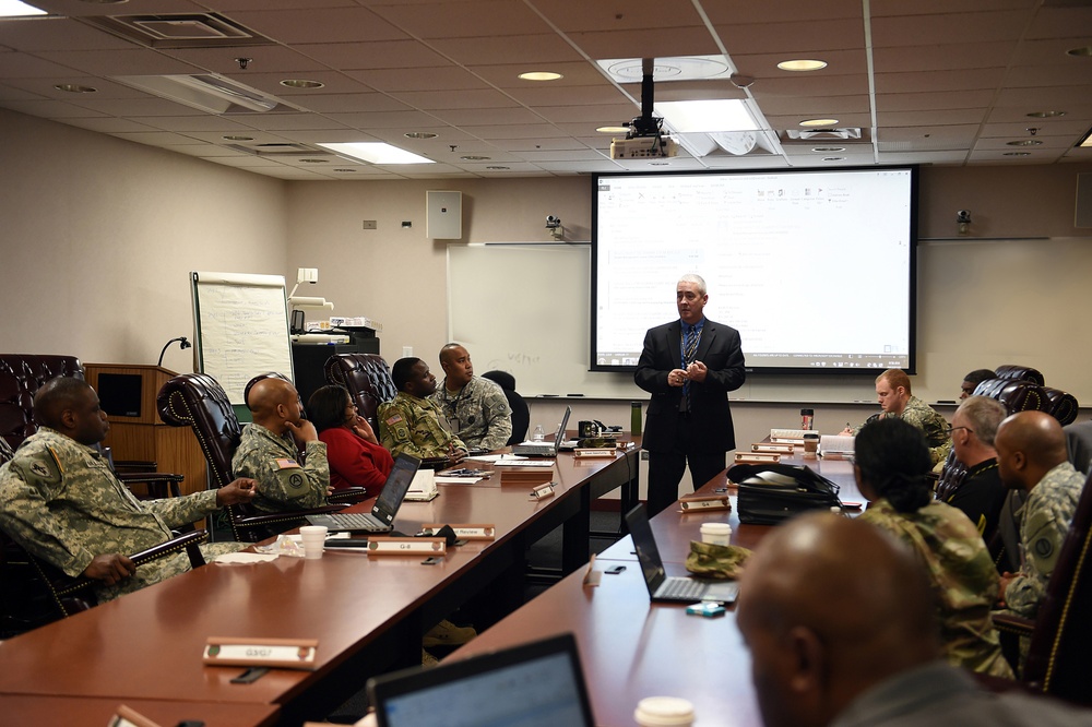 Army Reserve unit conducts command-wide fiscal readiness training