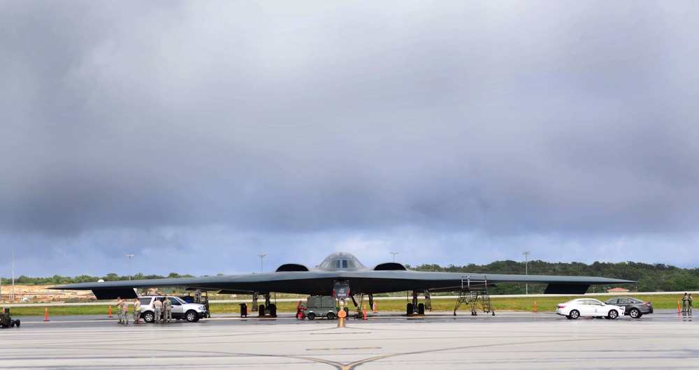 B-2 Spirits complete deployment, joint and combined training missions with B-1s, F-22s and Australian allies