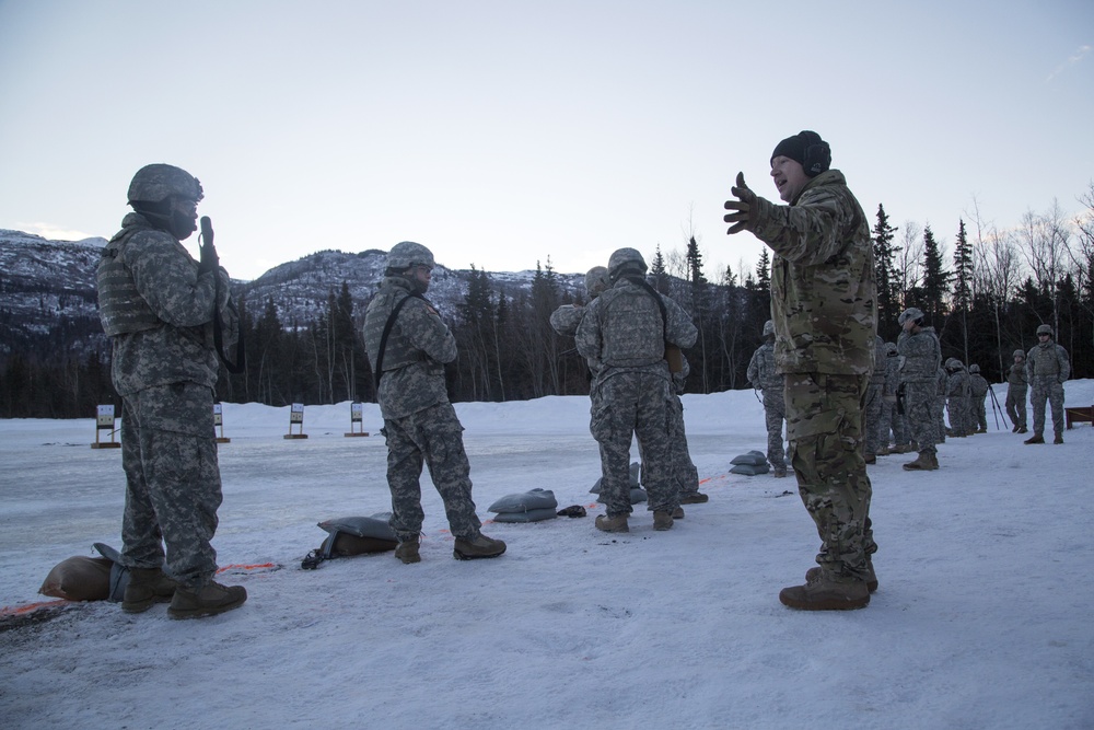 574th Composite Supply Company Soldiers conduct combat skills sustainment training