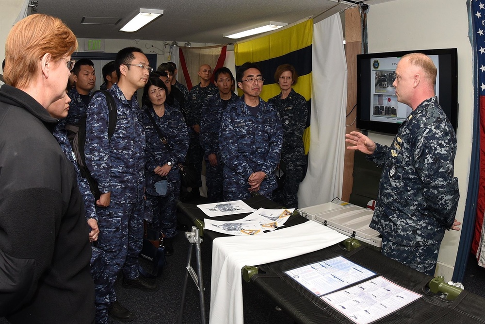 Surgeon General of JMSDF observes ERSS at USNH Yokosuka