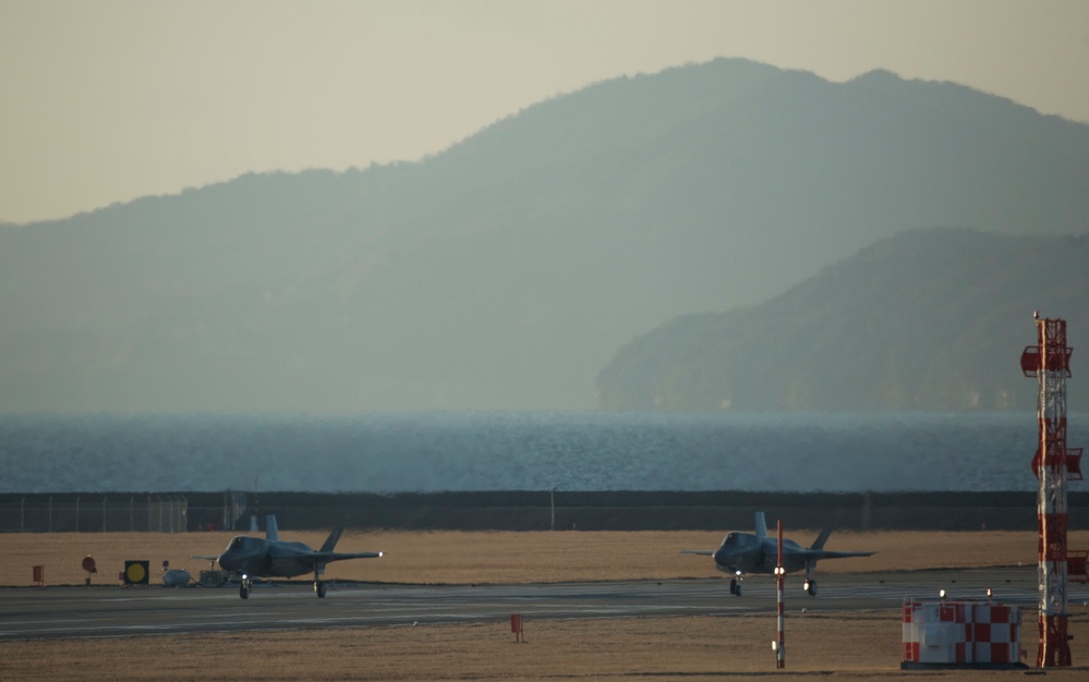 F-35B Lighting II training flights