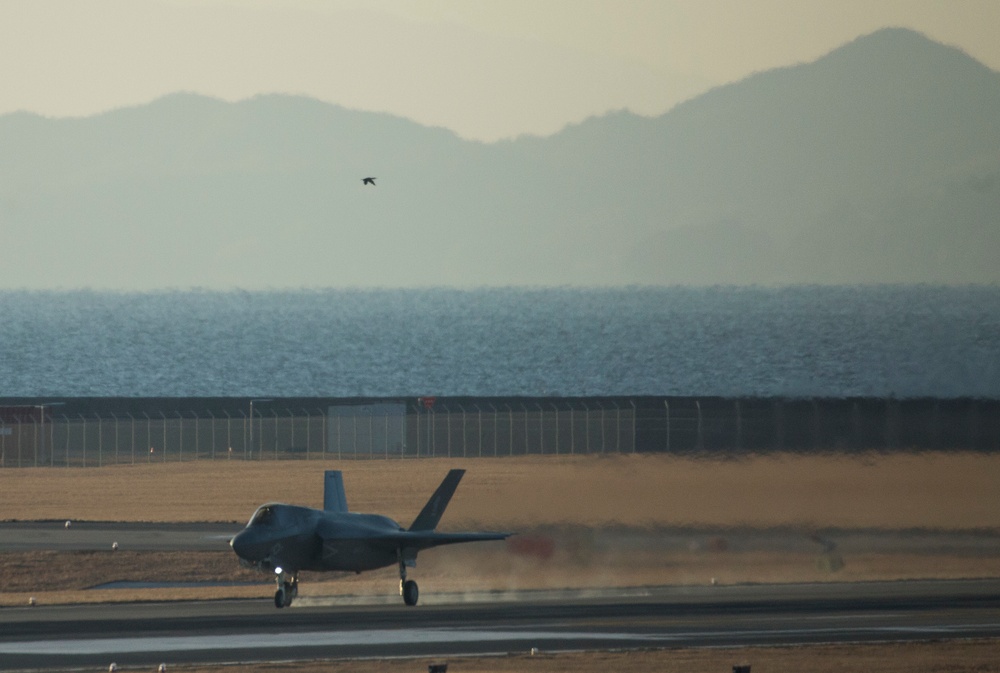 F-35B Lighting II training flights