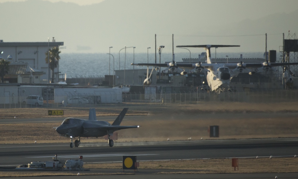 F-35B Lighting II training flights