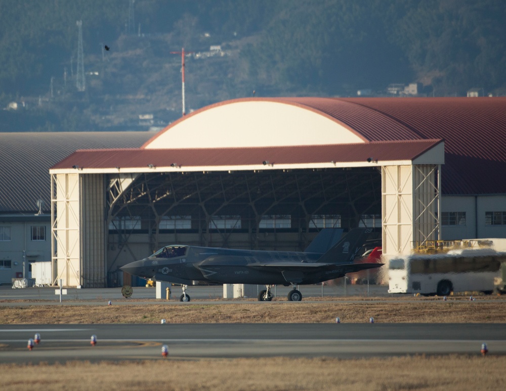 F-35B Lighting II training flights