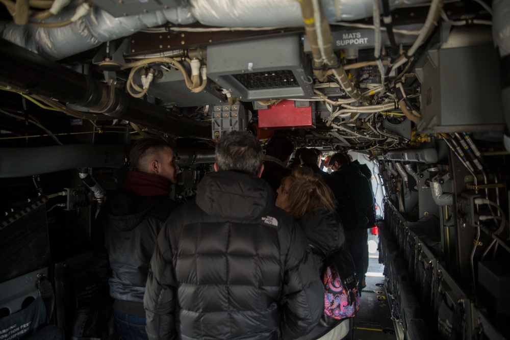 Field trip: U.S. Marines host static display tour for Spanish engineering students