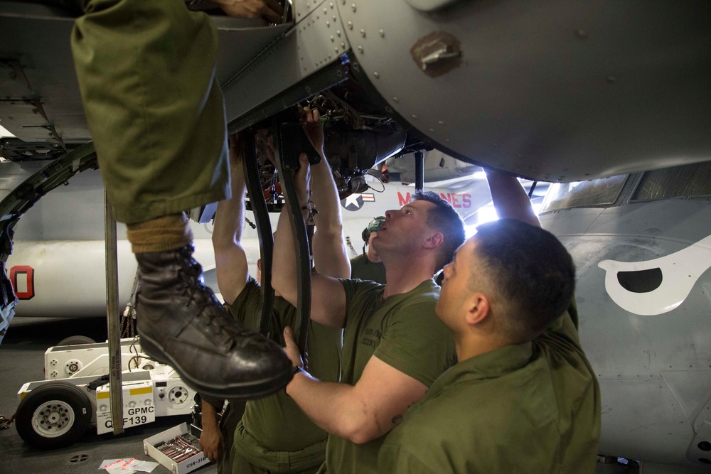 MV-22 Maintenance