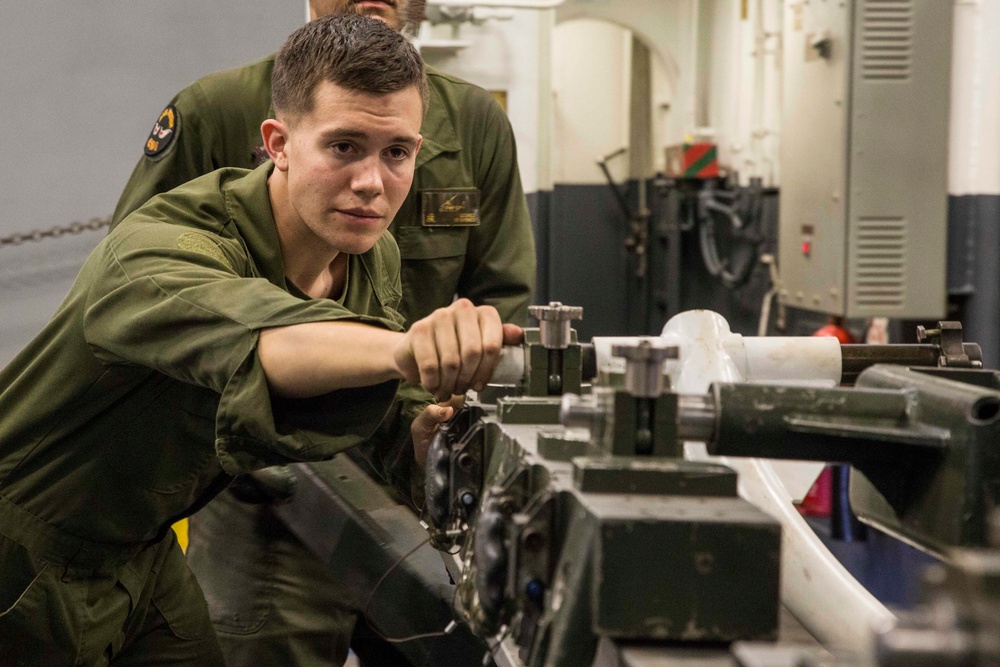 MV-22 Maintenance