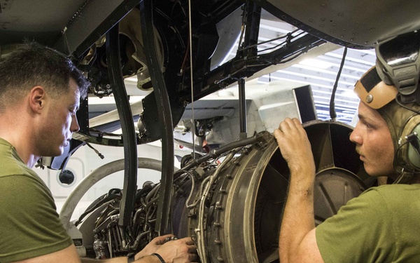 MV-22 Maintenance