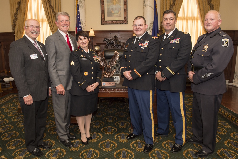 Soldiers from Army Reserve and Army National Guard at Idaho Governor C.L. &quot;Butch&quot; Otter's office