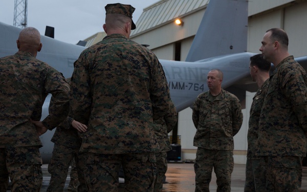 One-star general visits SPMAGTF-CR-AF Marines
