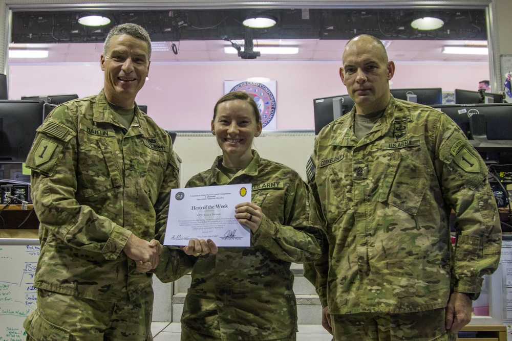 Deason brings entertainment to servicemembers in Iraq