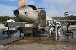 Into the chaos: aircraft rescue and firefighting Marines conduct live-fire training