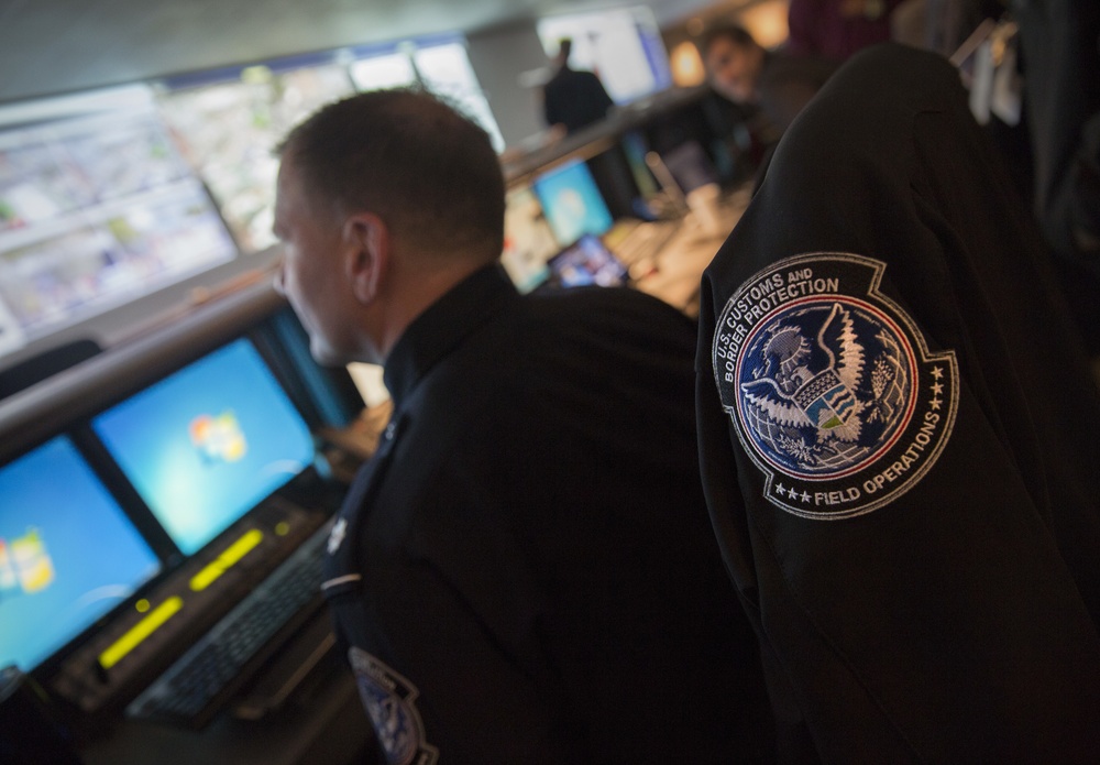 U.S. Customs and Border Protection joins other agencies at Houston PD Emergency Operations Center