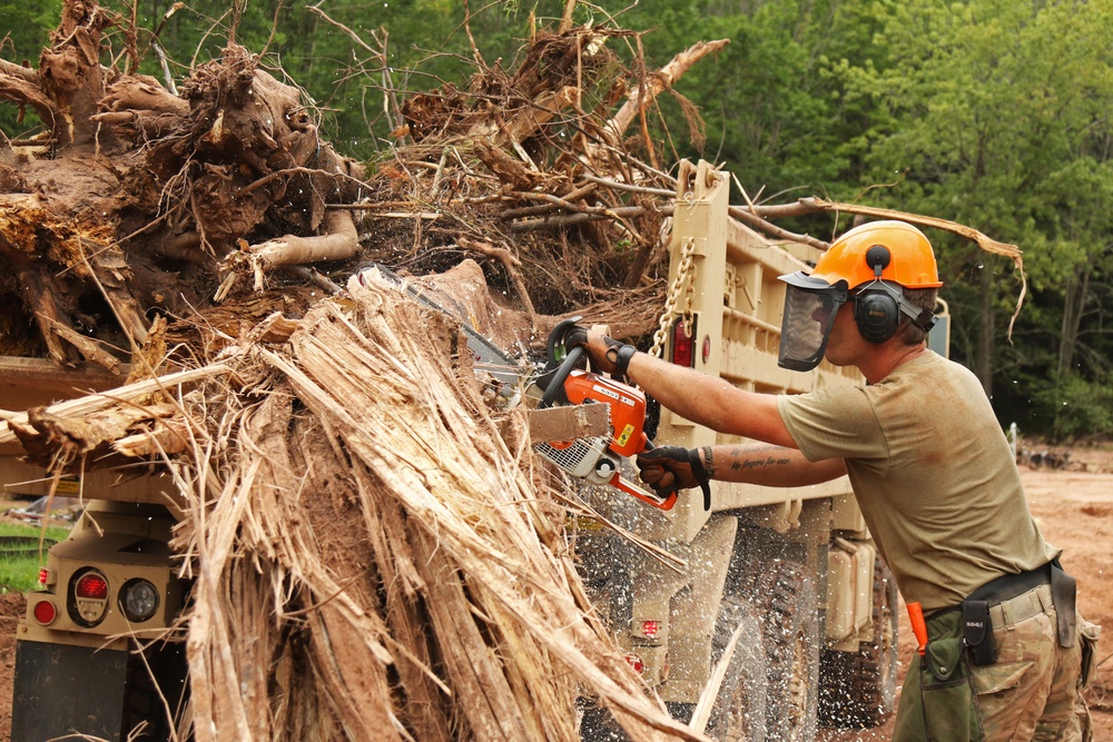Soldiers, Airmen helping northwest Wisconsin recover from July storms