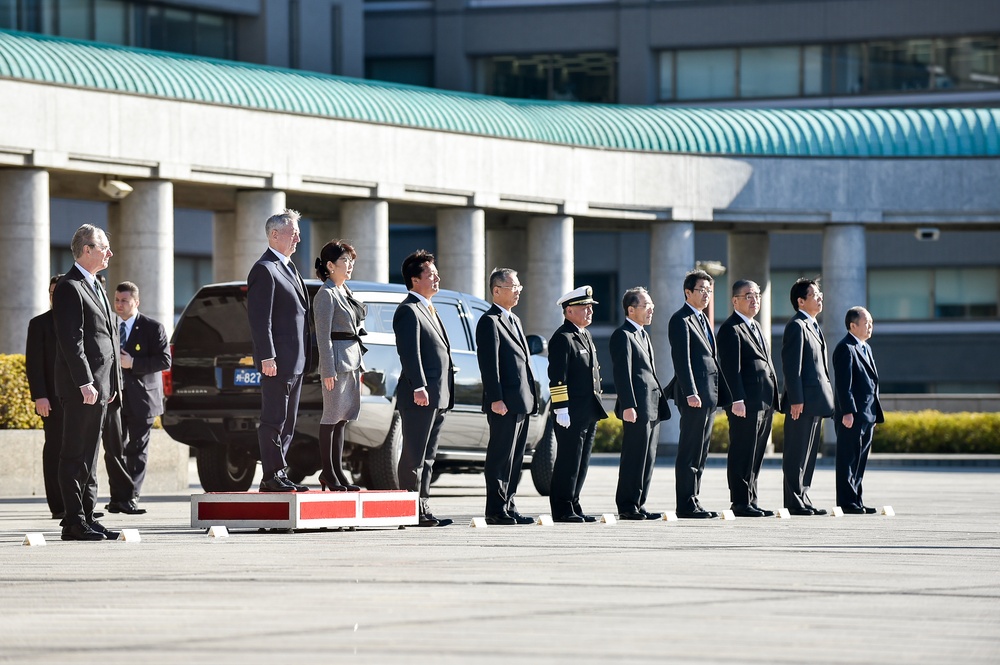 SD attends Japan MoD honor guard ceremony