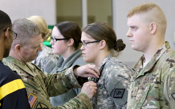 Military Police Officers Receive Awards