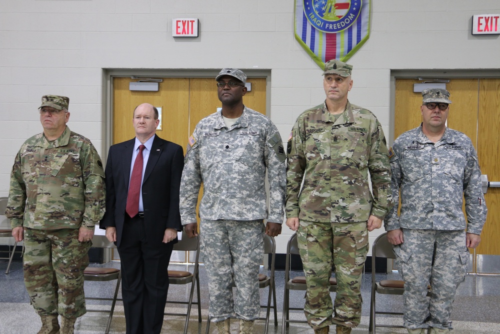 261st Theater Tactical Signal Brigade Soldiers Deploy