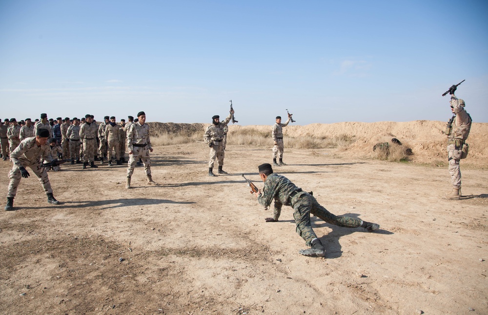 Iraqi security force AK-47 training
