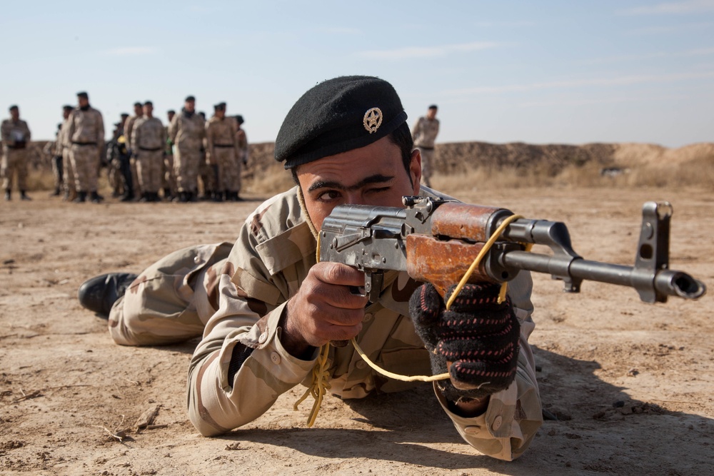 DVIDS - Images - Iraqi security force AK-47 training [Image 4 of 4]