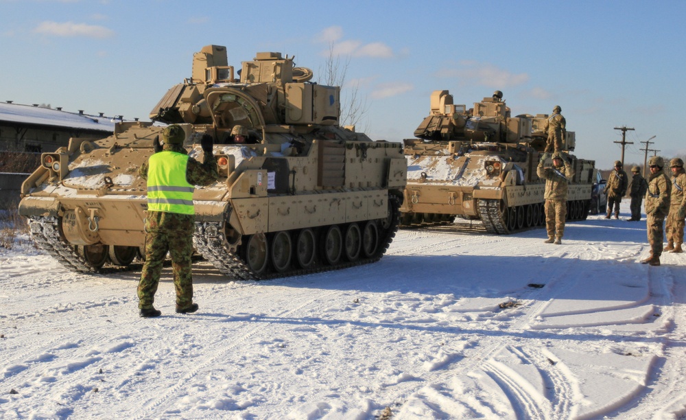 1-68 AR brings armor to Estonia