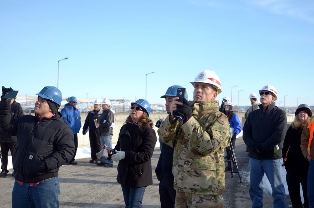 FY17 CSRS Extended NavLock Outage