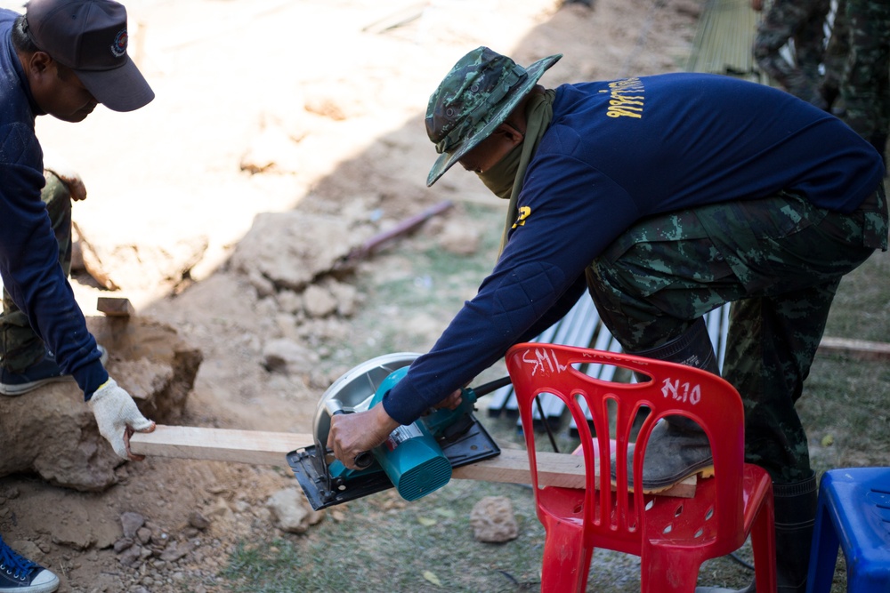 Cobra Gold 17; Ban Nong Mi School