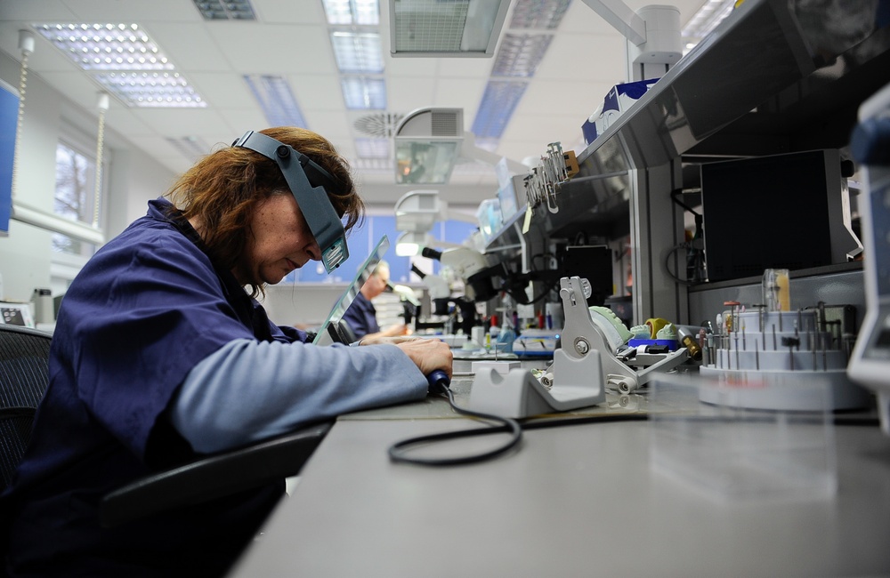 Dental lab techs keep Ramstein smiling big