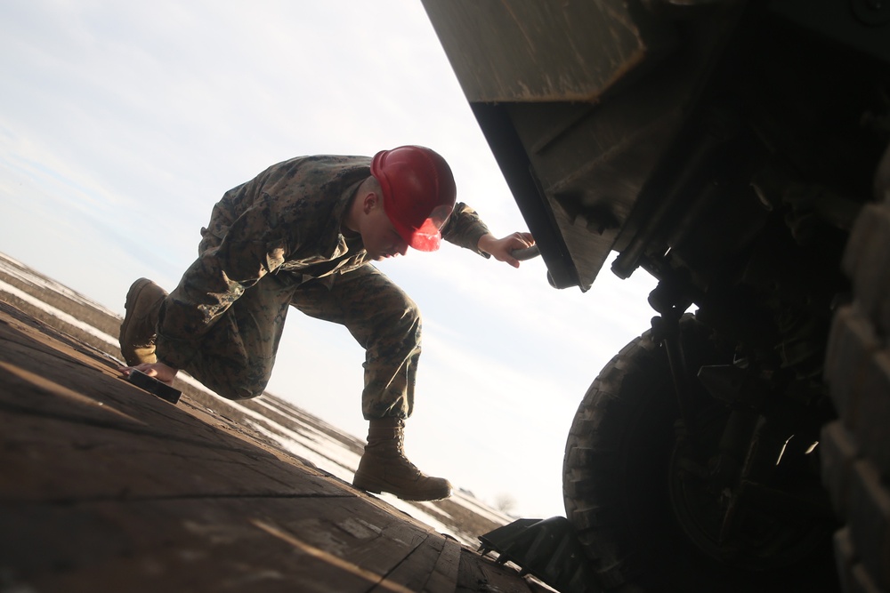 BSRF Marines perform railhead operations